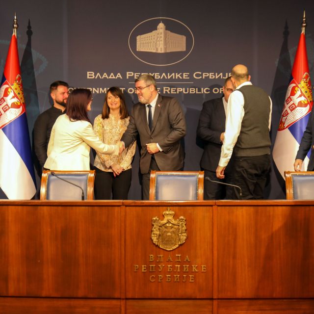 Pogodnosti za borce - sastanak i rukovanje