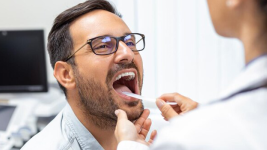 Dijagnoza i lečenje polipa na glasnim žicama